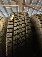 LASSA 225 70 R15C, Michelin 205 50 17, Continental 225 40 18, Auto-onderdelen, Banden en Velgen, Ophalen, 17 inch, Band(en), 205 mm