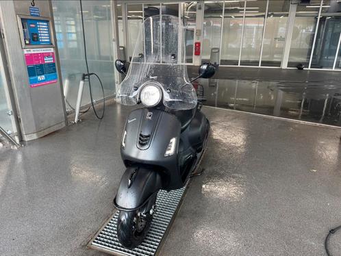 Vespa gts 300, Motoren, Motoren | Piaggio, Particulier, Scooter, Ophalen