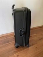 Samsonite koffer met  cijferslot, 75cm hoog incl wieltjes., Sieraden, Tassen en Uiterlijk, Koffers, Gebruikt, Hard kunststof, 45 tot 55 cm