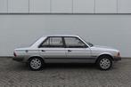 Peugeot 305 GTX | Trekhaak | Liefhebber opgelet (bj 1986), Bedrijf, Handgeschakeld, Sedan, Zilver of Grijs