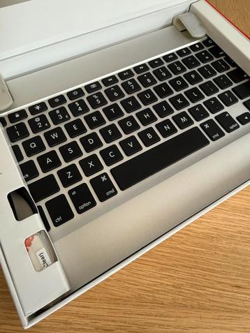 Brydge bluetooth keyboard voor iPad 9.7 inch beschikbaar voor biedingen