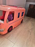 Barbie camper met accessoires., Ophalen of Verzenden, Zo goed als nieuw
