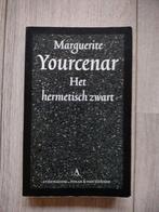 Marguerite Yourcenar - Het hermetisch zwart, Ophalen of Verzenden, Zo goed als nieuw, M. Yourcenar