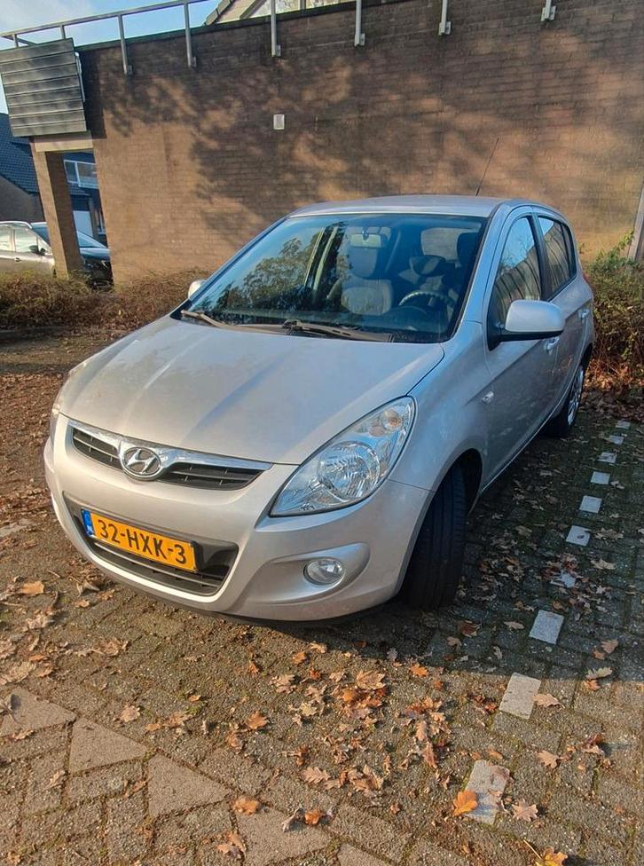 Hyundai i20 1.2 5-DRS 2009 Grijs  Mooie nette auto € 2800,-, Auto's, Hyundai, Particulier, i20, Benzine, A, Hatchback, Handgeschakeld