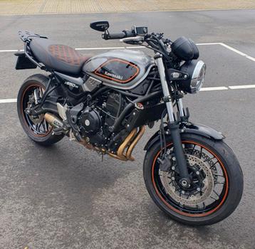 Kawasaki Z650 RS 2022 A2 Metallic Matte Dark Gray + Koffers beschikbaar voor biedingen