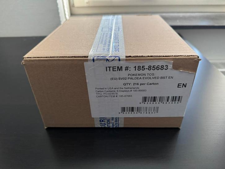 Pokemon Sealed Paldea Evolved Boosterbox Case, Hobby en Vrije tijd, Verzamelkaartspellen | Pokémon, Zo goed als nieuw, Boosterbox