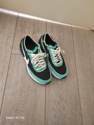 Leuke nikes maat 38.5 beschikbaar voor biedingen