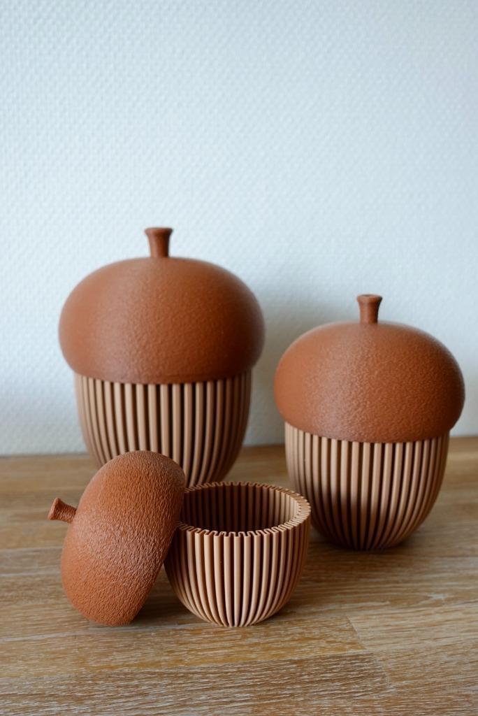 Decoratie eikels, Huis en Inrichting, Woonaccessoires | Schalen en Manden, Nieuw, Schaal, Rond, Overige materialen, Ophalen of Verzenden