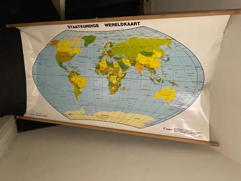 Wereldkaart (1988) voor aan de muur, Huis en Inrichting, Woonaccessoires | Wanddecoraties, Gebruikt, Ophalen