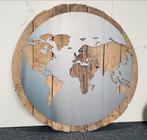Wereldkaart metaal op oud hout, Zo goed als nieuw, Ophalen