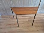 Tafel bureau met ijzeren gestel, Ophalen, Gebruikt, 100 tot 150 cm, Overige vormen