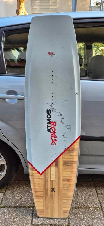 Ronix Atmos wakeboard (153cm) beschikbaar voor biedingen