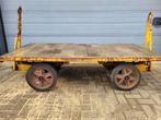 Antieke industriele transportkar kar van gietijzer en hout, Verzenden, Zo goed als nieuw, Transportkar