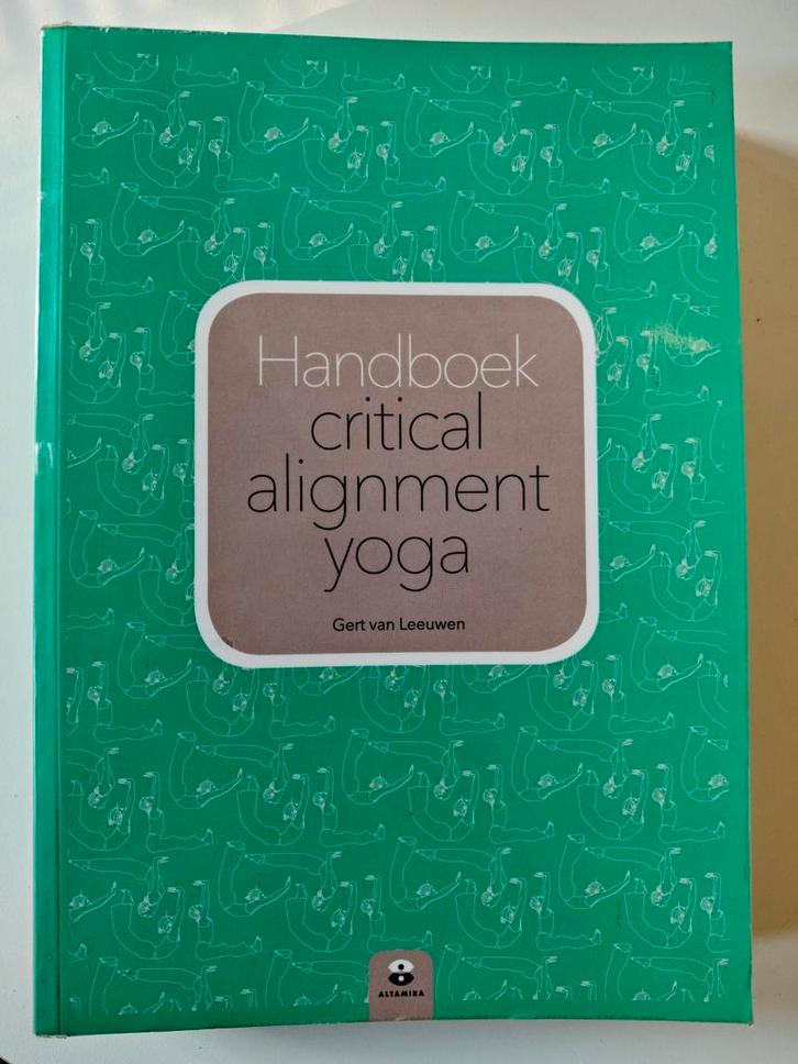 Gert van Leeuwen - Handboek critical alignment yoga, Sport en Fitness, Yoga en Pilates, Zo goed als nieuw, Ophalen of Verzenden