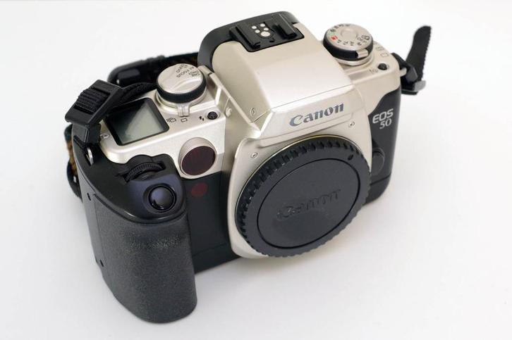 Canon EOS 50 body EF-mount SLR + nieuwe batterij, Audio, Tv en Foto, Fotocamera's Analoog, Refurbished, Spiegelreflex, Canon, Verzenden