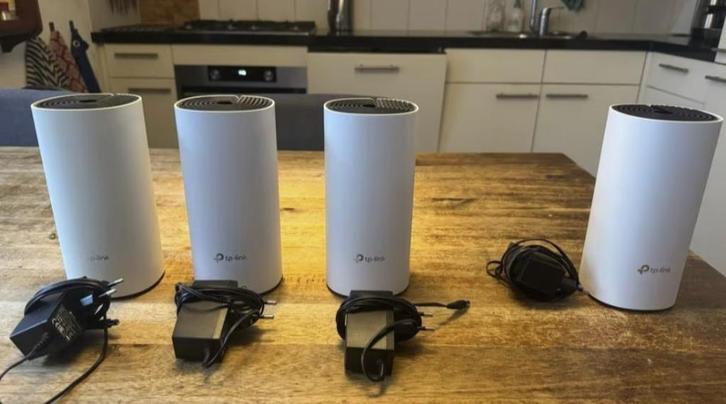 Spotgoedkope TP-Link Deco M4 (4 stuks), Computers en Software, WiFi-versterkers, Zo goed als nieuw, Ophalen of Verzenden