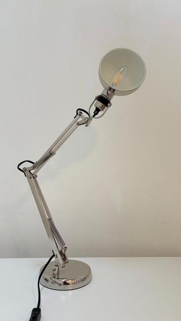 Retro Table Lamp beschikbaar voor biedingen