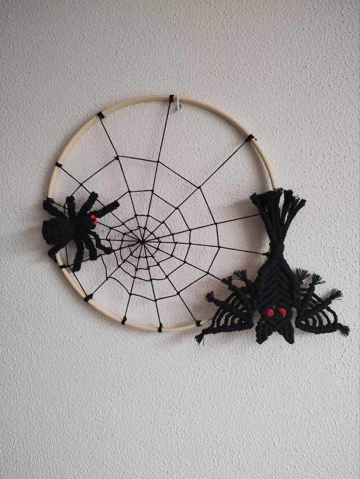 Halloween spinnenweb met vleermuis en spin. Sisters Forever, Huis en Inrichting, Woonaccessoires | Wanddecoraties, Nieuw, Ophalen of Verzenden