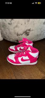 Nike dunk high pink, Kleding | Dames, Schoenen, Verzenden, Nike, Roze, Sneakers of Gympen