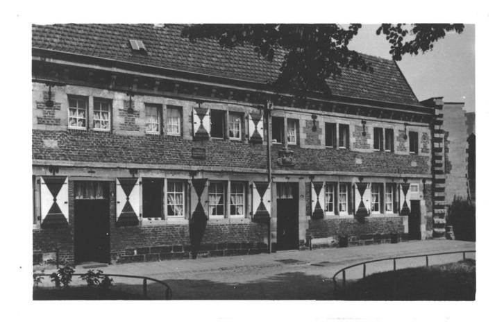 943624 Maastricht Voormalig Faliezusterklooster St., Verzamelen, Ansichtkaarten | Nederland, Ongelopen, Limburg, 1960 tot 1980