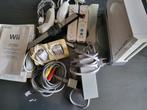 complete nintendo wii, Spelcomputers en Games, Spelcomputers | Nintendo Wii, Ophalen of Verzenden, Gebruikt, Met 2 controllers
