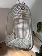 Witte rieten hangstoel, Ophalen, Zo goed als nieuw, Wit, Eén