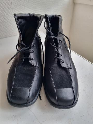 Verhulst leren zwarte boots, veterlaarsjes, maat 40 beschikbaar voor biedingen