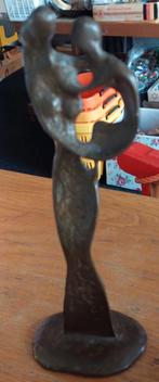 Beeldje, wij denken van brons, moeder& kind, Ophalen of Verzenden