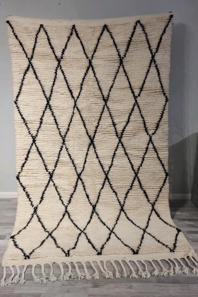Beni Ouarain berber tapijt,marokkaans vloerkleed250x150 cm, Huis en Inrichting, Stoffering | Tapijten en Kleden, Zo goed als nieuw