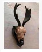 Polyresin schedel eland of bok buiten binnen op plaat pr.st., Antiek en Kunst, Ophalen of Verzenden