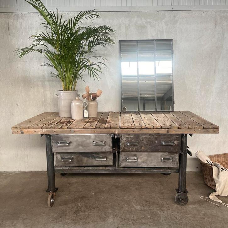 Stalen werkbank, toonbank, keuken, dressoir, vintage, kast, Antiek en Kunst, Curiosa en Brocante, Ophalen