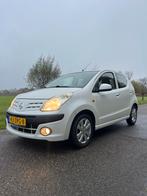 Nissan Pixo 1.0 50KW 5D 2013 Wit Look Airco, Voorwielaandrijving, Stof, 4 stoelen, Origineel Nederlands