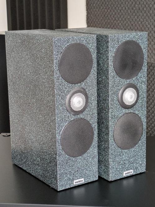 Revox Re:sound Shelf 02, zeldzame bookshelf speakers, 70 W, Audio, Tv en Foto, Luidsprekers, Gebruikt, Front, Rear of Stereo speakers