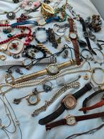 Diverse Vintage sieraden, Sieraden, Tassen en Uiterlijk, Antieke sieraden, Ophalen of Verzenden, Overige materialen, Overige typen