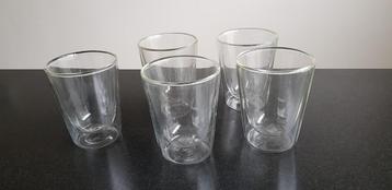 Vijf dubbelwandige glazen / thermoglazen voor thee of koffie