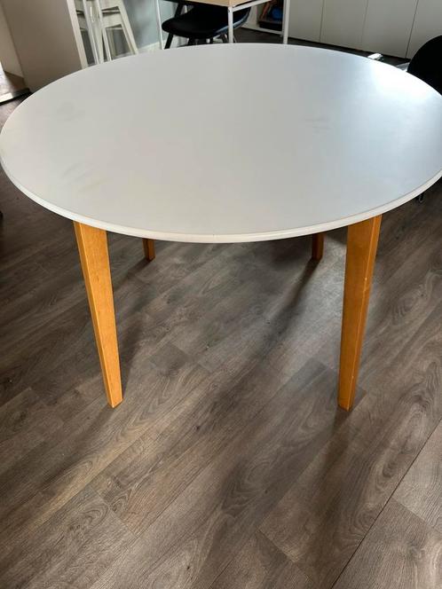 Witte ronde tafel, Huis en Inrichting, Tafels | Eettafels, Zo goed als nieuw, 100 tot 150 cm, Rond, Ophalen