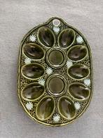 Vintage schaal voor gevulde eieren., Ophalen of Verzenden, Overige stijlen, Aardewerk, Schaal of Schalen