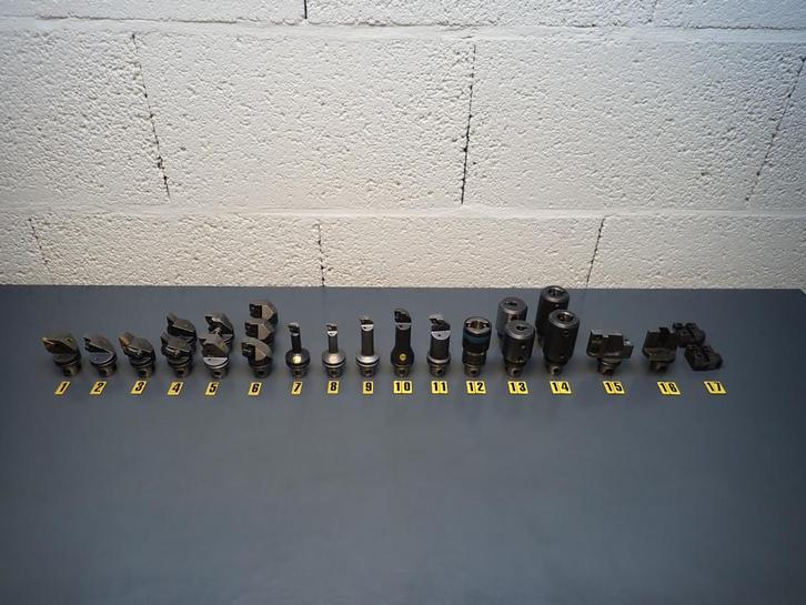 Kennametal KM32 opnames , cnc draaibank , 22x, Doe-het-zelf en Verbouw, Draaibanken, Gebruikt, Metaaldraaibank, Computergestuurd (Cnc)