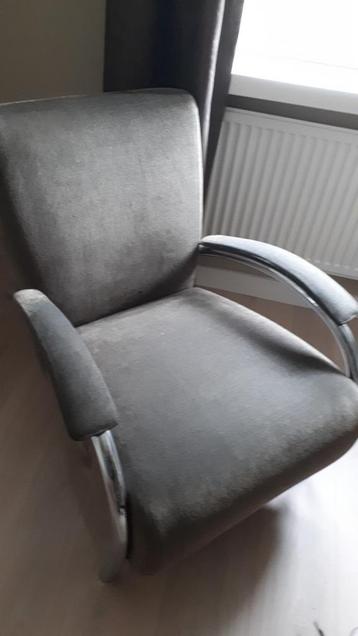 Fauteuil, prima zit beschikbaar voor biedingen