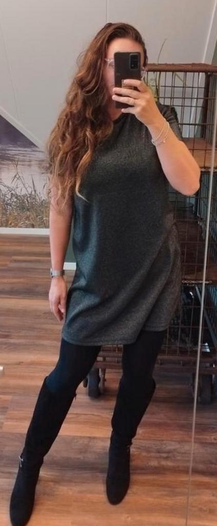 Esprit glitter jurkje - Perfect voor de feestdagen!, Kleding | Dames, Jurken, Zo goed als nieuw, Maat 38/40 (M), Zwart, Boven de knie