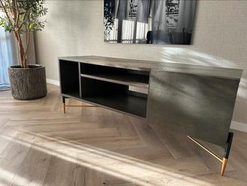 Tv meubel 140 cm 