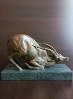 Brons beeld Dying Ram bronze sculpture Sirio Tofanari, Brons, Ophalen