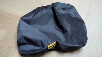 Regenhoes voor mandje beschikbaar voor biedingen