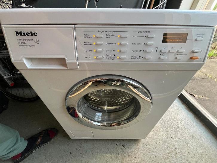 Miele wasmachine 7kg (met handleiding), Witgoed en Apparatuur, Wasmachines, Gebruikt, Voorlader, 6 tot 8 kg, 85 tot 90 cm, 1200 tot 1600 toeren