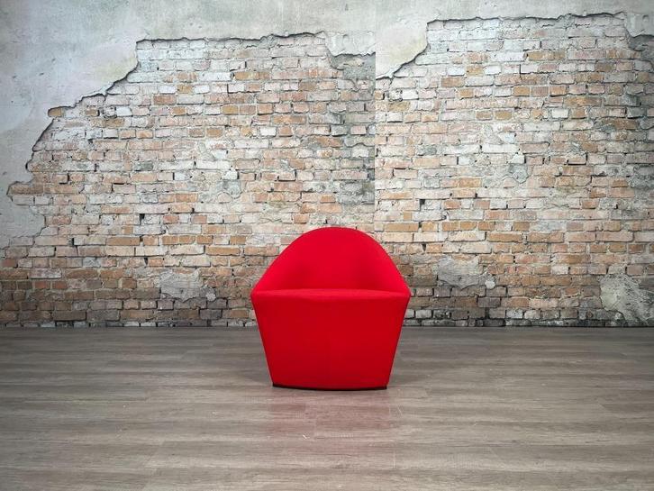 Arper Colina rood bij TheReSales, Huis en Inrichting, Fauteuils, Ophalen of Verzenden