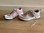 Mooie lichtroze Nike sneakers maat 42,5 maar vallen kleiner, Ophalen of Verzenden, Zo goed als nieuw, Roze, Sneakers of Gympen