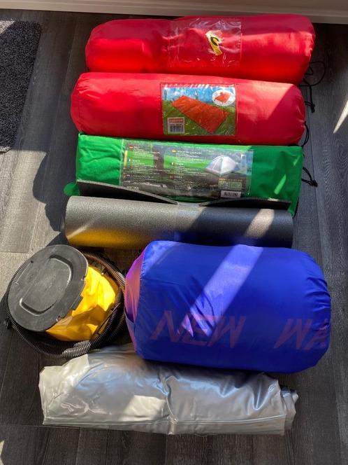 2p tent slaapzak luchtbed pomp isomat mat inflatable matras, Caravans en Kamperen, Kampeeraccessoires, Zo goed als nieuw, Ophalen