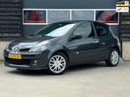 Renault Clio 1.4-16V Dynamique S Airco Cruise apk Nap, Gebruikt, 4 cilinders, Leder en Stof, Handgeschakeld