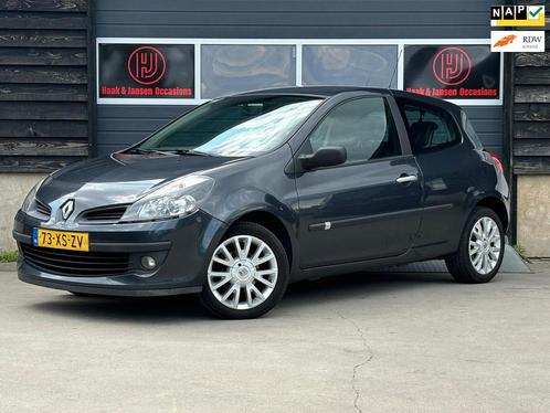 Renault Clio 1.4-16V Dynamique S Airco Cruise apk Nap, Auto's, Renault, Bedrijf, Te koop, Clio, ABS, Airbags, Airconditioning