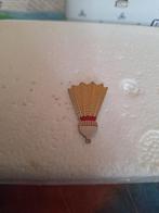 Badminton Shuttle Speldje luchtballon, Ophalen of Verzenden, Zo goed als nieuw, Sport, Speldje of Pin